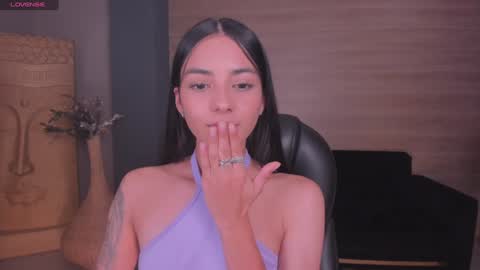 Snapshot of hannahjamesx chatting on 01/03/25, 09:47 HANNAH J online show from 01/03/25, 09:47