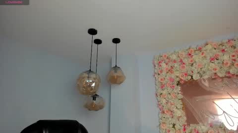 Snapshot of hannahjamesx chatting on 01/18/26, 11:19 HANNAH J online show from 01/18/26, 11:19