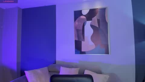 Snapshot of hannahjamesx chatting on 02/24/26, 12:36 HANNAH J online show from 02/24/26, 12:36