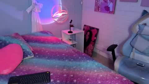 Hannah online show from 11/04/25, 12:04