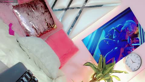 hannahsmit_ online show from 12/22/24, 04:17