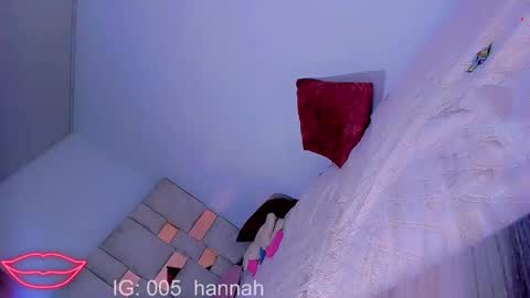 hannahsmit_ online show from 12/15/25, 11:47