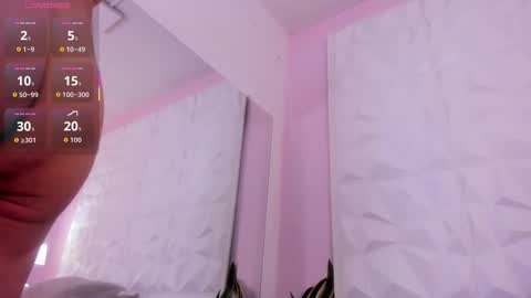 hannahtoons_ online show from 01/11/26, 04:06