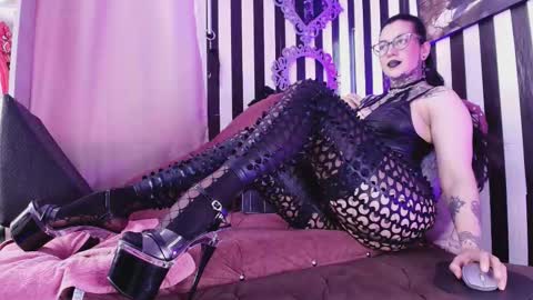 FOLLOW ME INTA MOONXMAFE online show from 03/24/26, 08:47