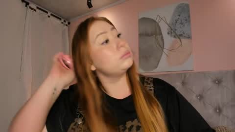 hannamartinn_ online show from 04/24/26, 03:36