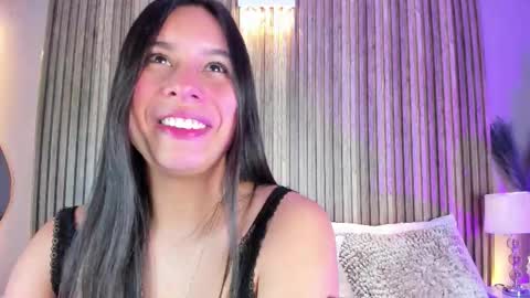 HannaPaola online show from 01/06/26, 10:45