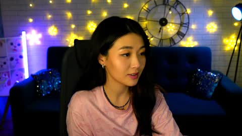 hannarosie online show from 12/30/24, 07:53