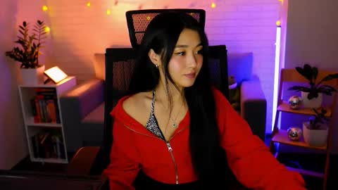 hannarosie online show from 10/10/25, 07:13