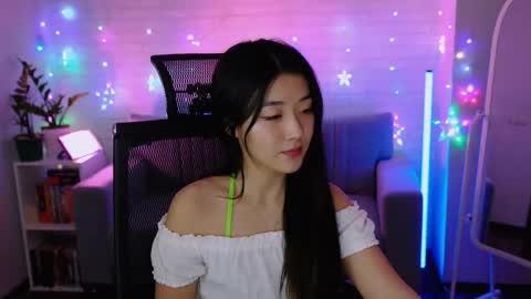 hannarosie online show from 12/15/25, 07:18