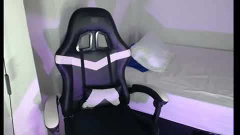 Snapshot of hannasmith_hot chatting on 02/05/26, 01:43 hanna online show from 02/05/26, 01:43