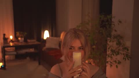 Snapshot of hannasthesia chatting on 01/13/25, 04:19 Hanna online show from 01/13/25, 04:19