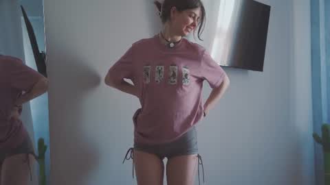 Hanna online show from 06/19/26, 03:55