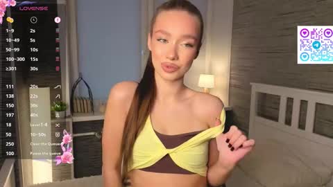 Snapshot of hannavaile chatting on 11/30/25, 07:23 Hanna online show from 11/30/25, 07:23