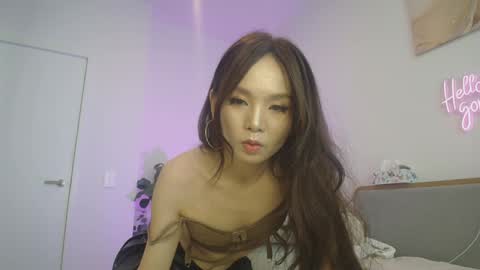 HannaVibe online show from 04/19/26, 01:05