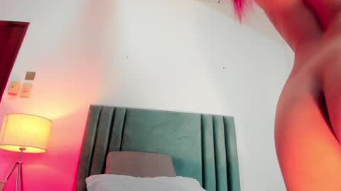 Snapshot of hannawarriorr chatting on 12/22/24, 03:11 Hanna Warrior online show from 12/22/24, 03:11