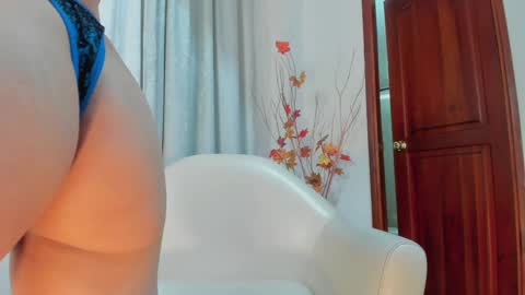 Snapshot of hannawarriorr chatting on 01/28/25, 12:57 Hanna Warrior online show from 01/28/25, 12:57