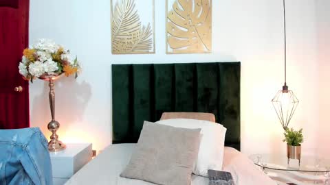 Snapshot of hannawarriorr chatting on 02/22/25, 04:07 Hanna Warrior online show from 02/22/25, 04:07