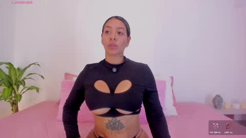 Snapshot of hannawilliams_ chatting on 01/08/26, 09:17 Hanna Williams online show from 01/08/26, 09:17