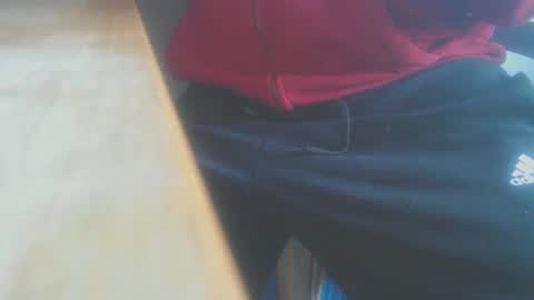 Snapshot of hannes_k chatting on 11/29/25, 10:29 hannes_k online show from 11/29/25, 10:29