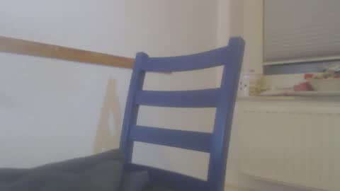 Snapshot of hannes_k chatting on 12/16/25, 05:23 hannes_k online show from 12/16/25, 05:23