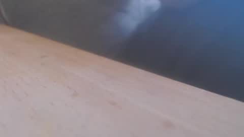 hannes_k online show from 04/22/26, 05:21