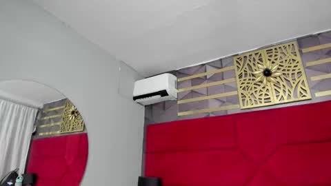 Snapshot of hanny_bliss chatting on 01/13/26, 02:28 Hanny online show from 01/13/26, 02:28