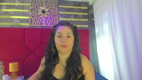 Snapshot of hanny_bliss chatting on 06/26/26, 11:36 Hanny online show from 06/26/26, 11:36
