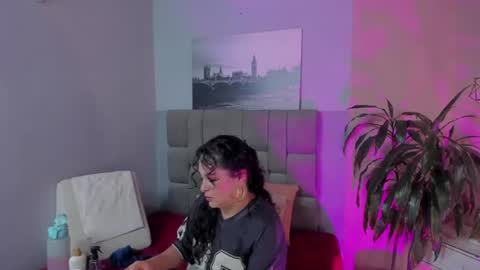 Snapshot of hanny_bliss chatting on 07/18/26, 11:47 Hanny online show from 07/18/26, 11:47