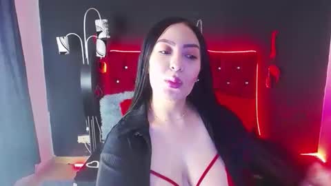 Snapshot of hanny_sex0 chatting on 11/12/25, 08:41 hanny online show from 11/12/25, 08:41