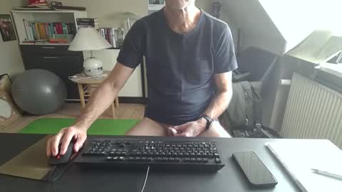 Hanse online show from 10/11/25, 01:53