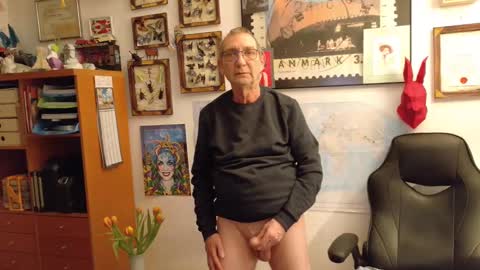 charly online show from 02/13/25, 10:11