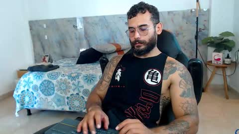 hanz_col online show from 11/17/25, 01:39