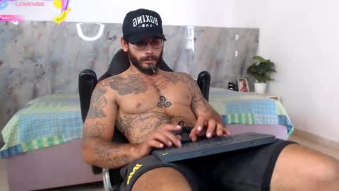 Snapshot of hanz_col chatting on 05/27/26, 04:59 hanz_col online show from 05/27/26, 04:59