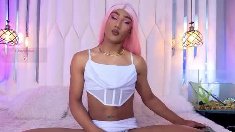 Hanzking01 online show from 04/15/26, 03:46