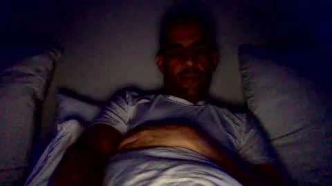 Snapshot of happy2334 chatting on 12/16/24, 01:43 skysky6969 online show from 12/16/24, 01:43