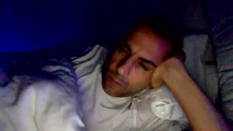 Snapshot of happy2334 chatting on 12/22/24, 03:11 skysky6969 online show from 12/22/24, 03:11