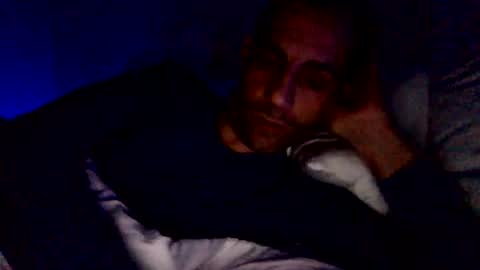 Snapshot of happy2334 chatting on 01/14/25, 01:49 skysky6969 online show from 01/14/25, 01:49