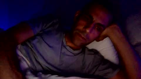 Snapshot of happy2334 chatting on 03/11/25, 11:12 skysky6969 online show from 03/11/25, 11:12