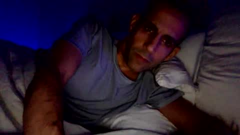 Snapshot of happy2334 chatting on 10/03/25, 01:52 skysky6969 online show from 10/03/25, 01:52