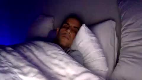 Snapshot of happy2334 chatting on 10/11/25, 01:42 skysky6969 online show from 10/11/25, 01:42