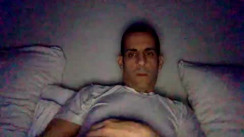 Snapshot of happy2334 chatting on 10/18/25, 01:45 skysky6969 online show from 10/18/25, 01:45