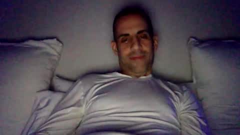 Snapshot of happy2334 chatting on 11/09/25, 04:16 skysky6969 online show from 11/09/25, 04:16