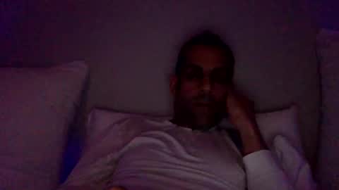 Snapshot of happy2334 chatting on 03/02/26, 02:57 skysky6969 online show from 03/02/26, 02:57