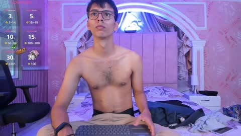 happy_cream_ online show from 12/04/24, 07:56