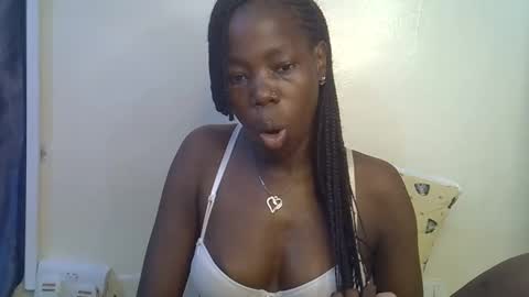 happy_kienyeji online show from 11/15/25, 06:44