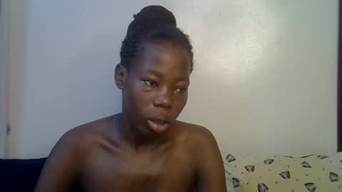 happy_kienyeji online show from 12/19/25, 03:02