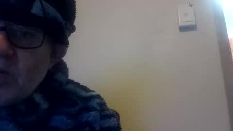 happydick69a online show from 10/14/25, 03:02