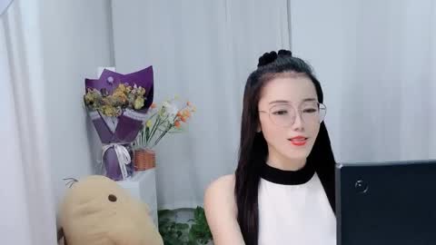 Daisy online show from 04/21/26, 03:50