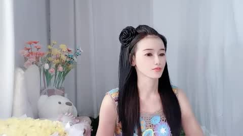 Snapshot of happyflower802318 chatting on 06/07/26, 01:10 Daisy online show from 06/07/26, 01:10