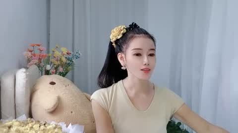 Snapshot of happyflower802318 chatting on 06/09/26, 03:07 Daisy online show from 06/09/26, 03:07